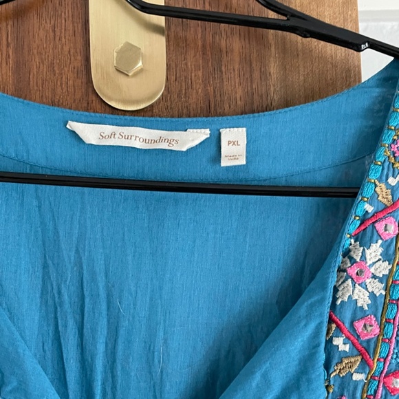 Dress - Picture 4 of 5